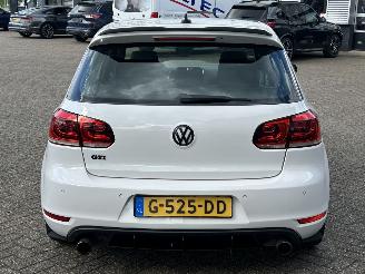 Volkswagen Golf 2.0 GTI picture 4