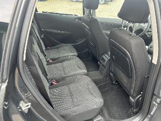 Peugeot 308 1.6 VTi XS picture 12