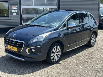 damaged passenger cars Peugeot 3008 1.6 THP Allure 2015/1