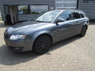  Audi A4 Avant 2.5 TDI Pro-line Business 2005/4