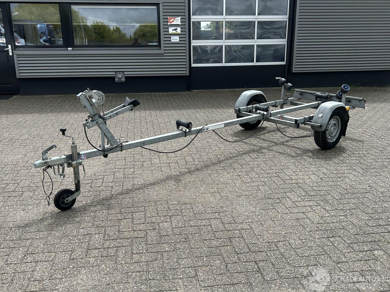 -  Kalf Boottrailer