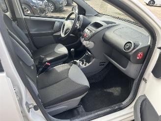Peugeot 107 1.0-12V XR 5drs picture 13