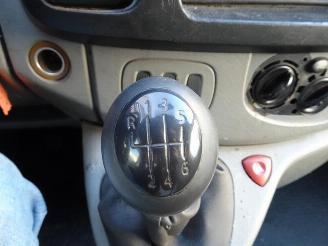Renault Trafic 2.0 dCi T29 L2H1 airco 3 e versnelling stuk !!! picture 21