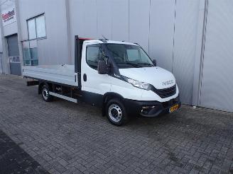 Iveco Daily 35S14 35 -140 hi matic 375 3 zits airco top staat direct inzetbaar bpm vrij picture 4