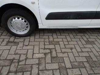 Citroën Berlingo 1.6 HDI 500 Comfort picture 19