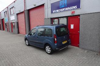 Citroën Berlingo 1.6 BlueHDi Feel airco uniek 7 persoons uitvoering !!!!!! picture 2