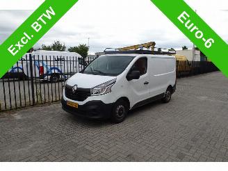 dañado vehículos comerciales Renault Trafic 1.6 dCi T27 L1H1 Comfort 3 zits airco 2017/9