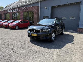uszkodzony samochody osobowe Volvo XC40 1.5 T2 Essential  AUTOMAAT (SUV 5-dr.) 2022/2