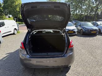 Peugeot 308 1.2 PureTech Blue Lease  LEER (Hatchback 5-dr.) picture 13