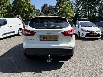 Nissan Qashqai 1.2 Acenta (SUV 5-dr.) picture 4