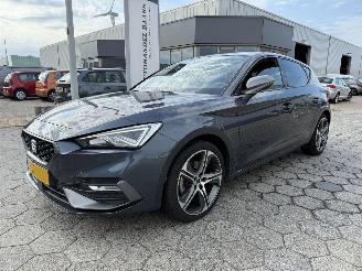 krockskadad bil auto Seat Leon 1.0 TSI FR Launch Edition 2020/10