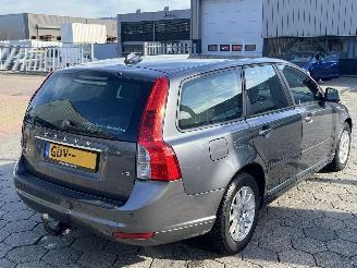 Volvo V-50 2.0F R-Design Pro Edition picture 4