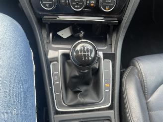 Volkswagen Golf Variant 2.0 TDI Highline Business R picture 19