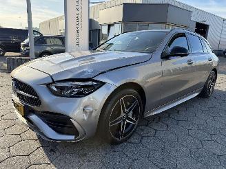 Schadeauto Mercedes C-klasse Estate 300 e AMG Line 2024/5