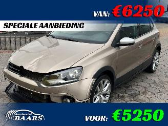 skadebil auto Volkswagen Polo 1.2 TSI Cross 2017/1