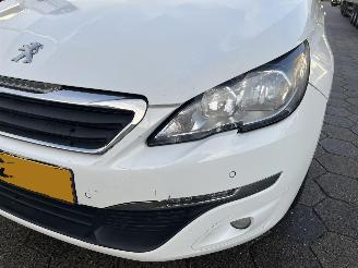 Peugeot 308 SW 1.2 PureTech Allure picture 8