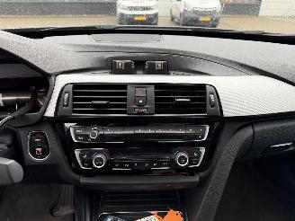 BMW 3-serie 320i xDrive High Executive picture 17