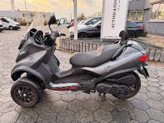 krockskadad bil motor Piaggio MP3 500 500 LT MP3 Sport 2013/3