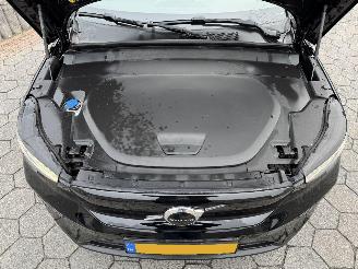 Volvo C-40 Recharge Plus 69 kWh picture 10