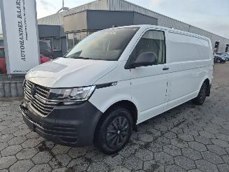 skadebil bedrijf Volkswagen Transporter T6 150pk automaat 2024/8