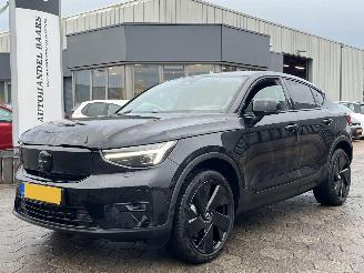 skadebil auto Volvo EC40 Twin Motor 325 KW Performance Ultra Black Edition 82 kWh 2025/8