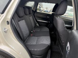 Suzuki Vitara 1.5 Hybrid Select picture 13