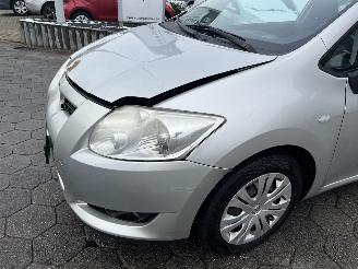Toyota Auris 1.4-16V picture 8