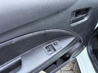 Mitsubishi Space-star 1.0 Cool+ picture 9