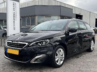 Auto incidentate Peugeot 308 SW 1.2 PureTech Allure 2015/10