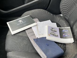 Peugeot 308 SW 1.2 PureTech Allure picture 20