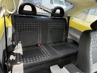 Volkswagen Beetle 2.0 Highline picture 13