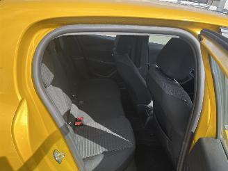 Peugeot 208 1.2 PureTech Active Pack picture 9