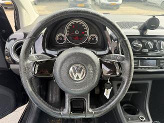 Volkswagen Up! 1.0 high up! BlueMotion picture 17
