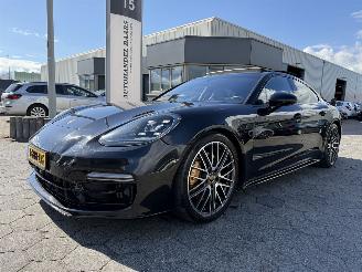 skadebil auto Porsche Panamera 4 E-HYBRID 2023/4