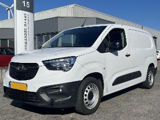 krockskadad bil bedrijf Opel Combo 1.5D L2H1 Standaard 2023/6