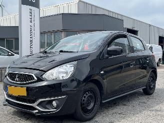 krockskadad bil auto Mitsubishi Space-star 1.0 Cool+ 2016/1