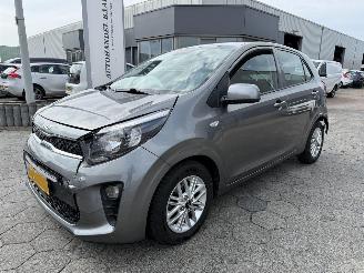 Schadeauto Kia Picanto 1.0 DPi DynamicLine 2021/12