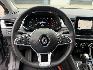 Renault Captur 1.6 E-Tech Hybrid 145 Intens picture 16