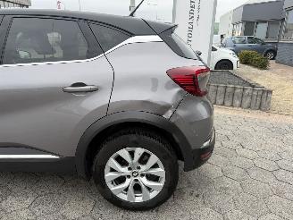 Renault Captur 1.6 E-Tech Hybrid 145 Intens picture 7
