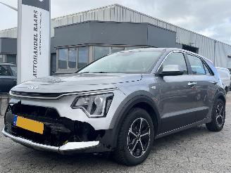 Vaurioauto  passenger cars Kia Niro 1.6 GDi Hybrid ComfortLine 2022/11