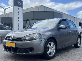 Voiture accidenté Volkswagen Golf 1.4 Trendline 2010/3