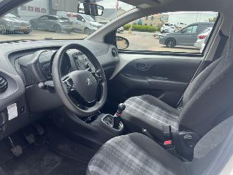 Peugeot 108 1.0 e-VTi Active picture 13