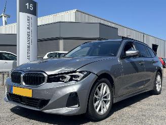 Schadeauto BMW 3-serie Touring 320e AUTOMAAT 2022/10