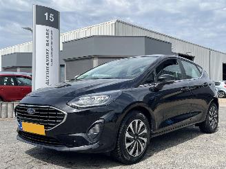 Damaged car Ford Fiesta 1.0 EcoBoost Hybrid Titanium 2023/1