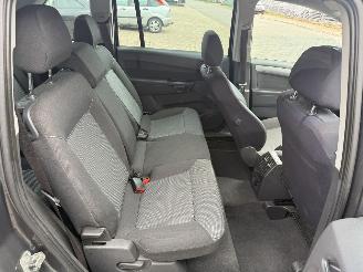 Opel Zafira 1.6 Cosmo 7persoons picture 12