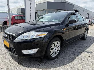 Schadeauto Ford Mondeo 1.6-16V Trend 2009/3