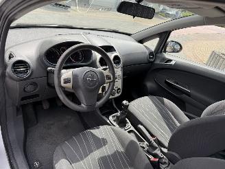 Opel Corsa 1.2-16V Enjoy picture 16