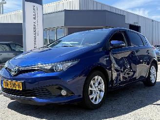 Vaurioauto  passenger cars Toyota Auris 1.8 Hybrid Business Plus /9