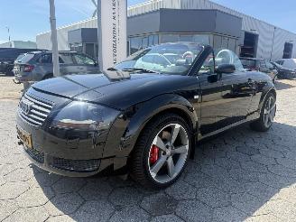 škoda osobní automobily Audi TT Roadster Quattro 225 PK 1.8 5V Turbo 2001/1