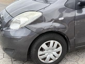 Toyota Yaris 1.0 VVTi Acces picture 9